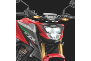 Honda CB300F Front view image