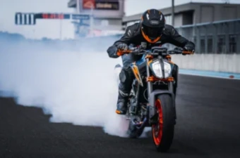 KTM 890 DUKE R