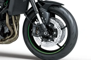 Kawasaki Z900 2025