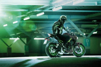 Kawasaki Z 900 (2024)